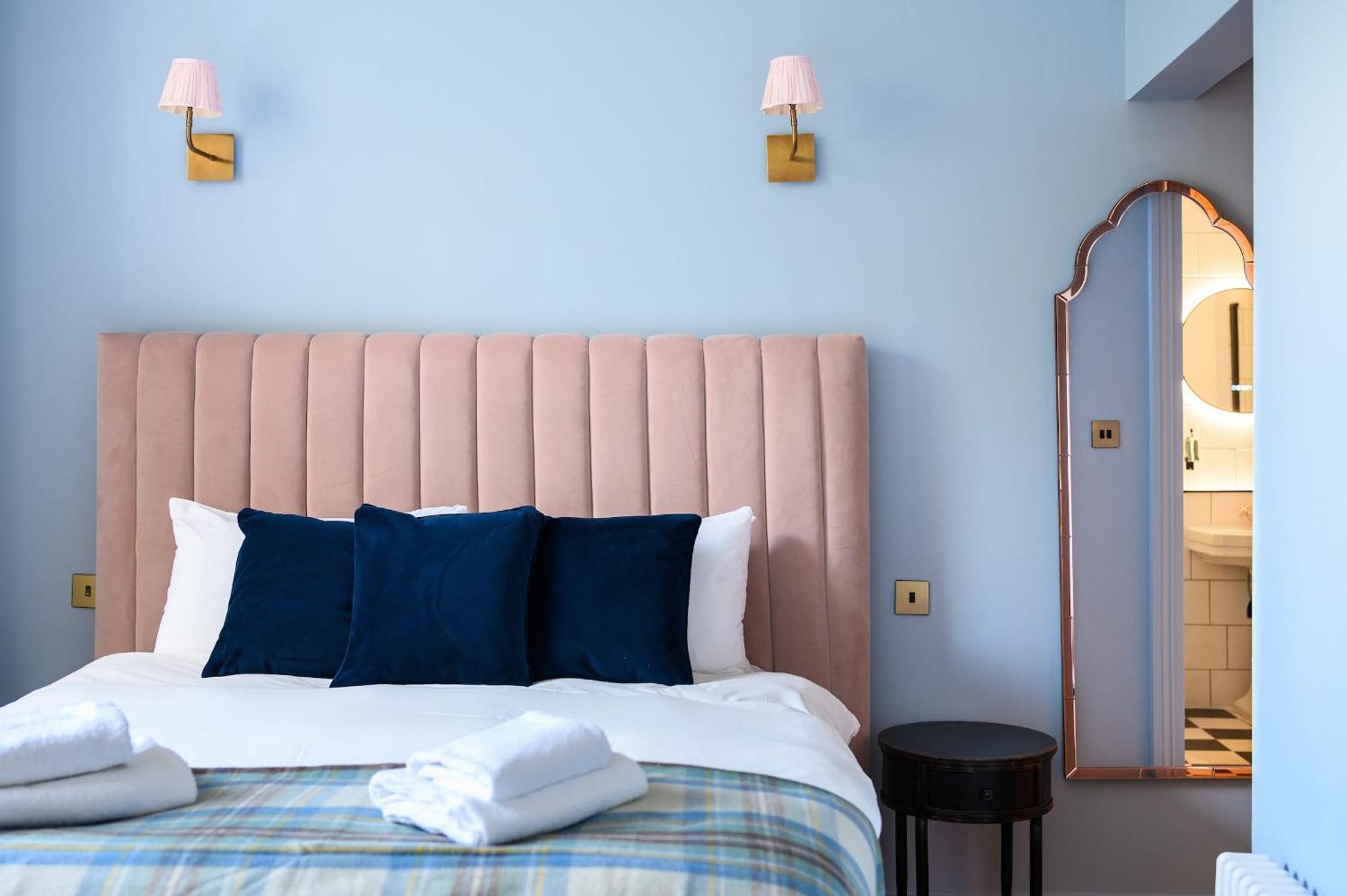 Queen Charlotte Guesthouse Эдинбург Экстерьер фото