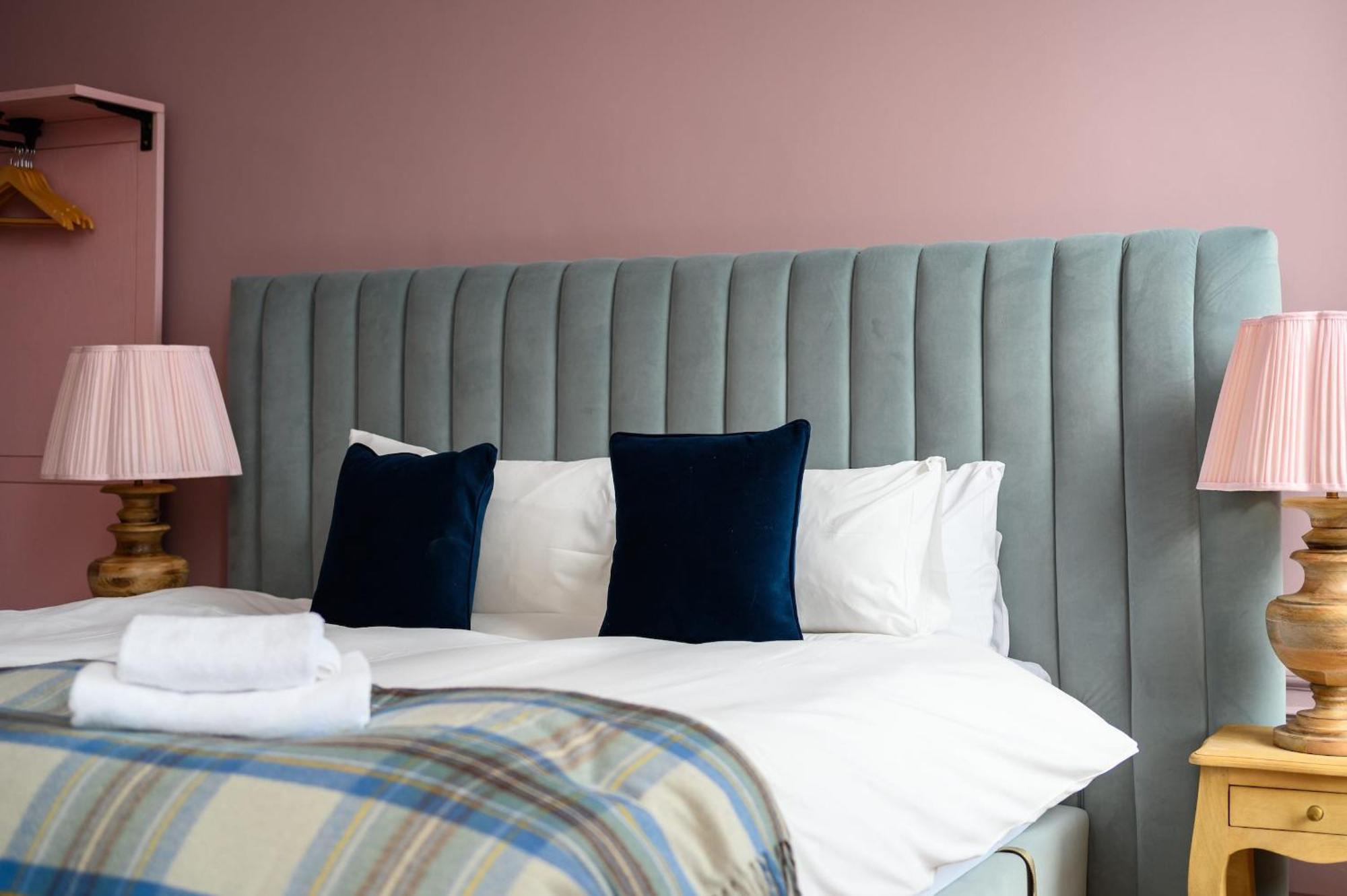 Queen Charlotte Guesthouse Эдинбург Экстерьер фото