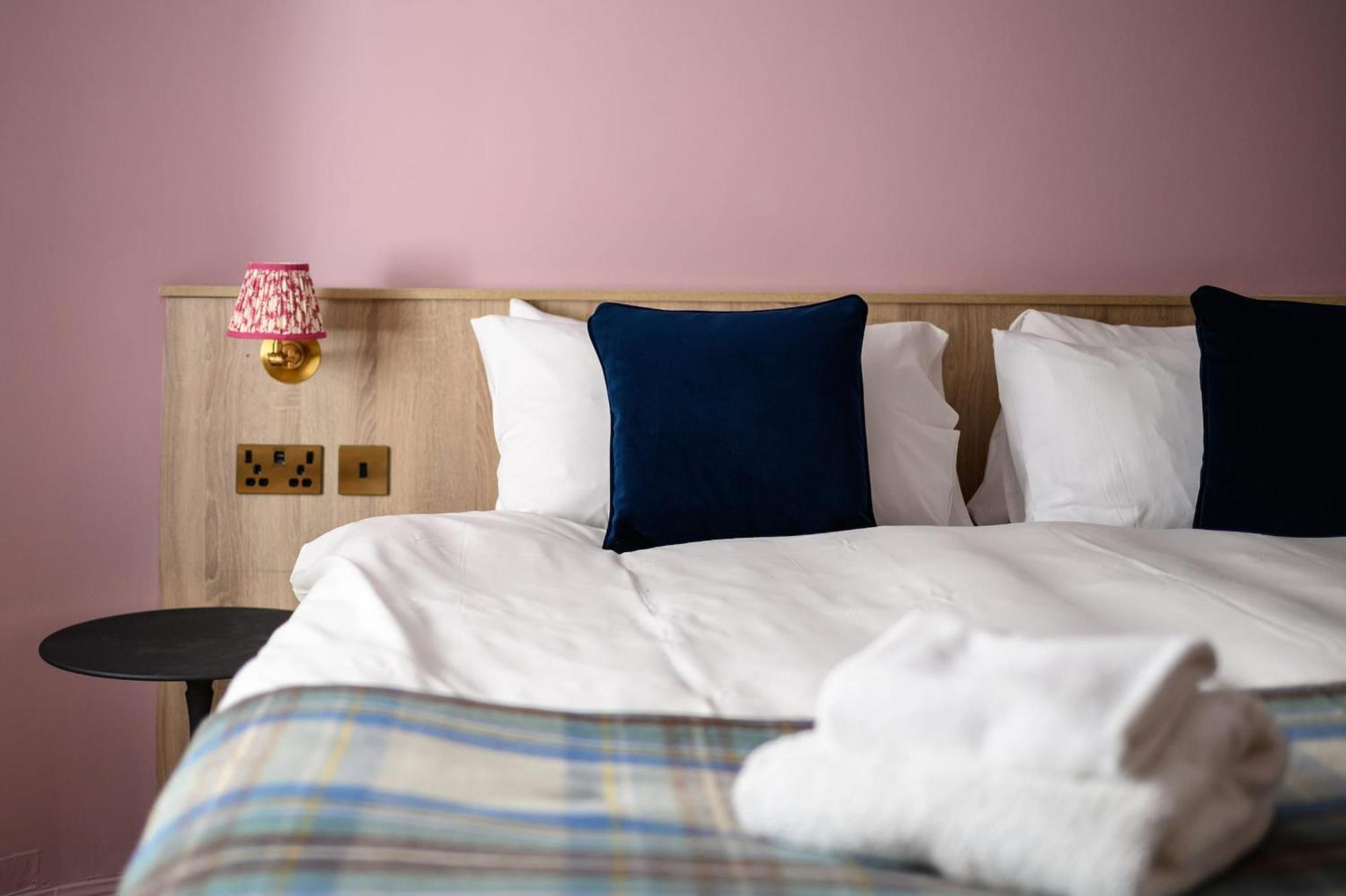 Queen Charlotte Guesthouse Эдинбург Экстерьер фото